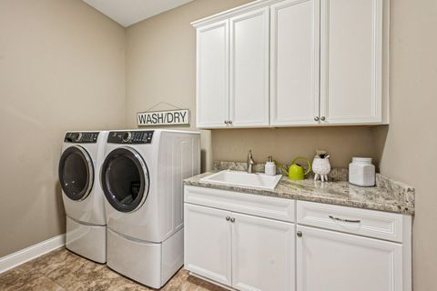 Tiny photo for 6677 Via Florenza Drive, Galena, OH 43021 (MLS # 226006131)