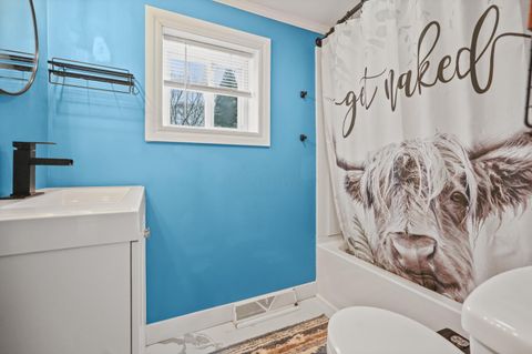 Tiny photo for 601 E 8th Street, Ashland, OH 44805 (MLS # 225045433)