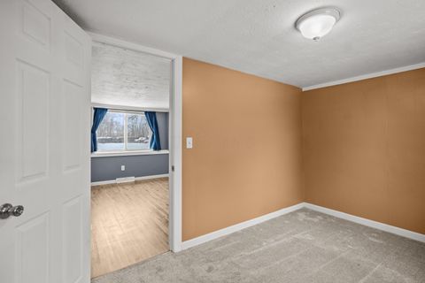 Tiny photo for 601 E 8th Street, Ashland, OH 44805 (MLS # 225045433)