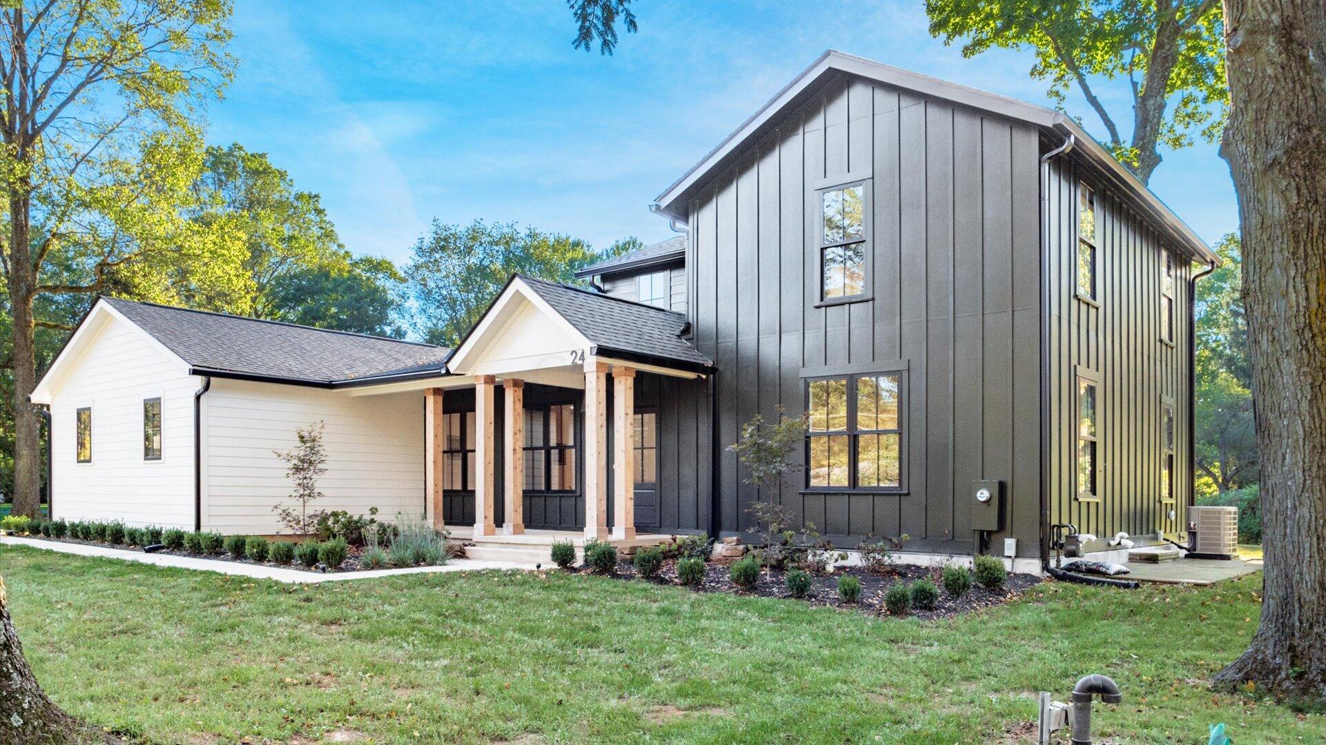 24 Vill Edge Drive, Granville, Ohio image 2