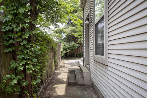Tiny photo for 318 Berger Alley, Columbus, OH 43206 (MLS # 226001446)