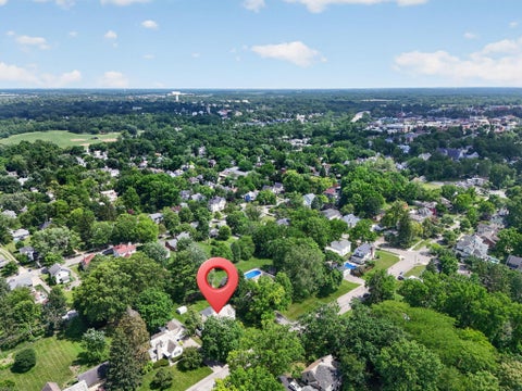 Tiny photo for 356 N Washington Street, Delaware, OH 43015 (MLS # 226024901)