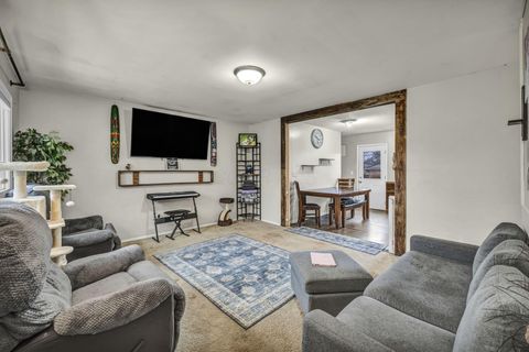 Tiny photo for 123 Deerfield Place, Delaware, OH 43015 (MLS # 226000547)