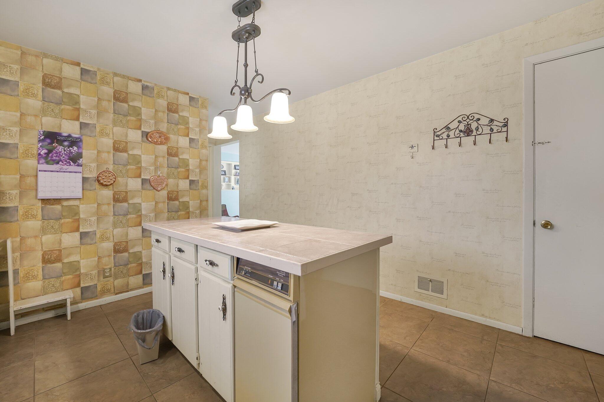 1008 E Allen Street, Lancaster, Ohio image 16