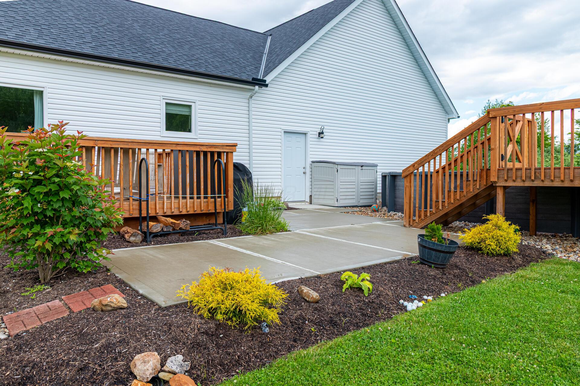471 Quaker Trace, Marengo, Ohio image 6