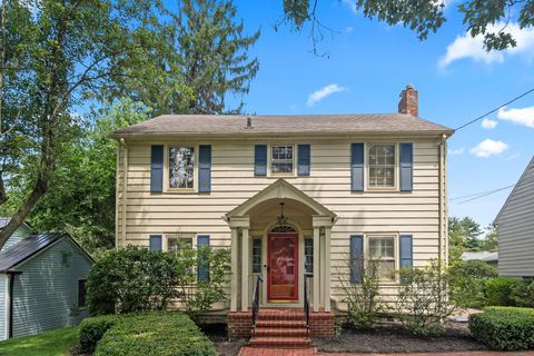 Tiny photo for 1107 Oak Street Extension, Mount Vernon, OH 43050 (MLS # 226000166)