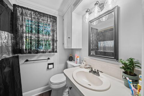 Tiny photo for 1107 Oak Street Extension, Mount Vernon, OH 43050 (MLS # 226000166)