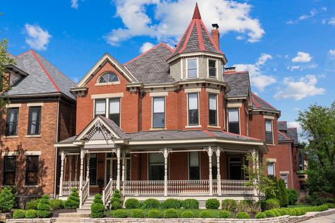 Photo of 884 Neil Avenue, Columbus, OH 43215 (MLS # 225014743)