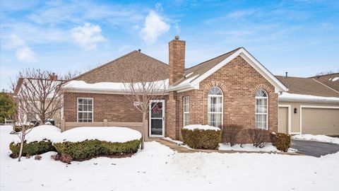 Photo of 746 Windward Lane, Gahanna, OH 43230 (MLS # 225001538)