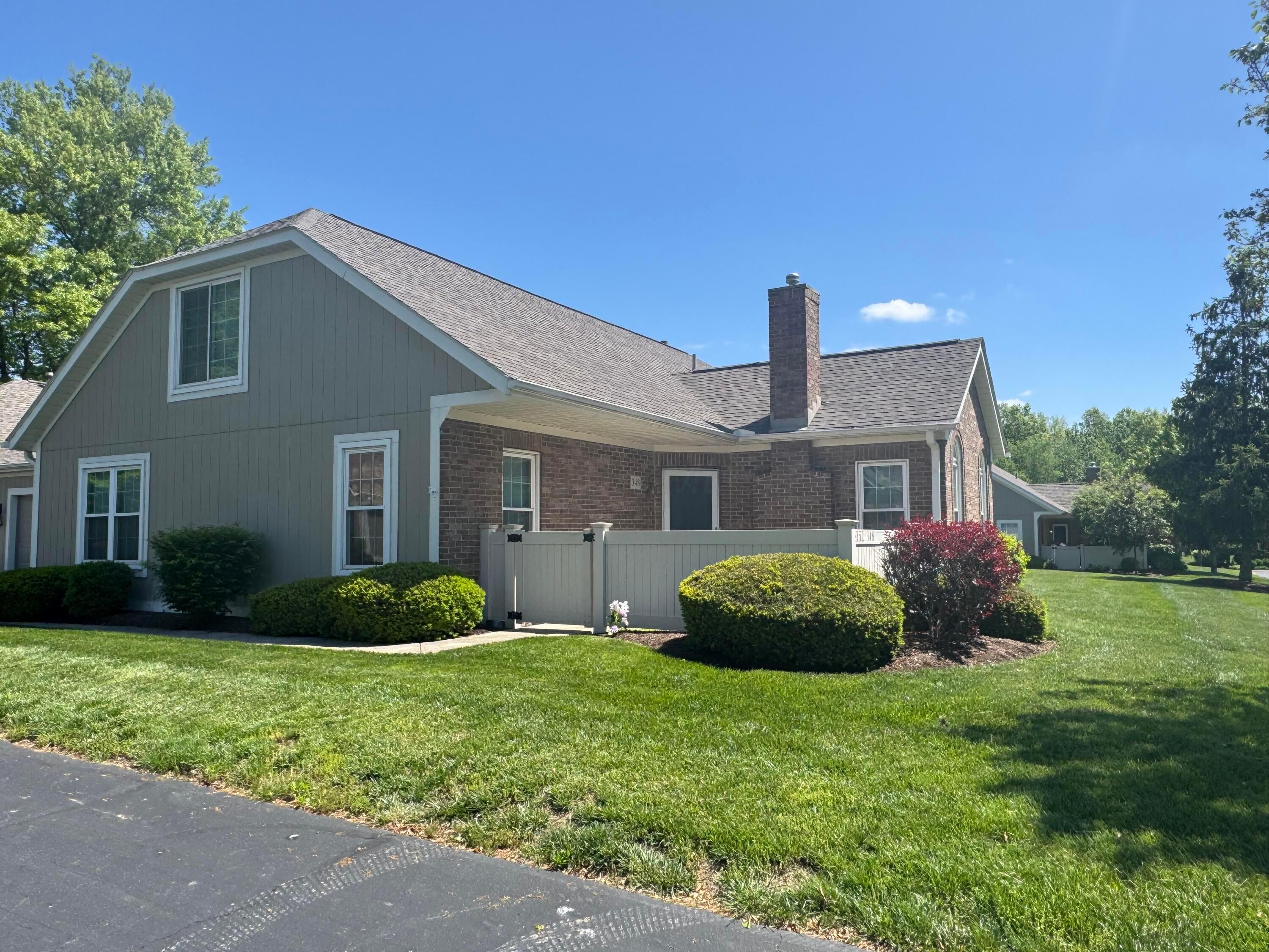 348 Park Woods Lane, Powell, Ohio image 1