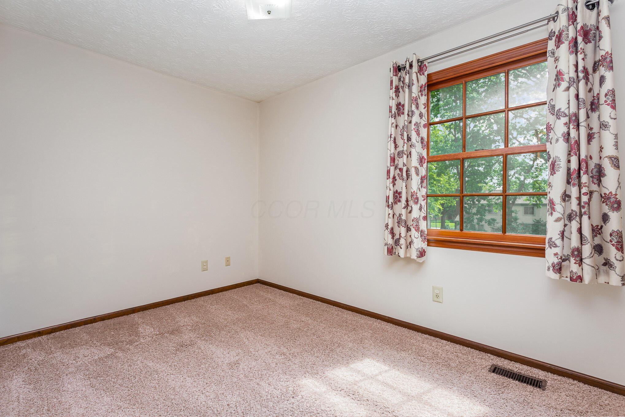 7180 Schoolcraft Drive, Dublin, Ohio image 21