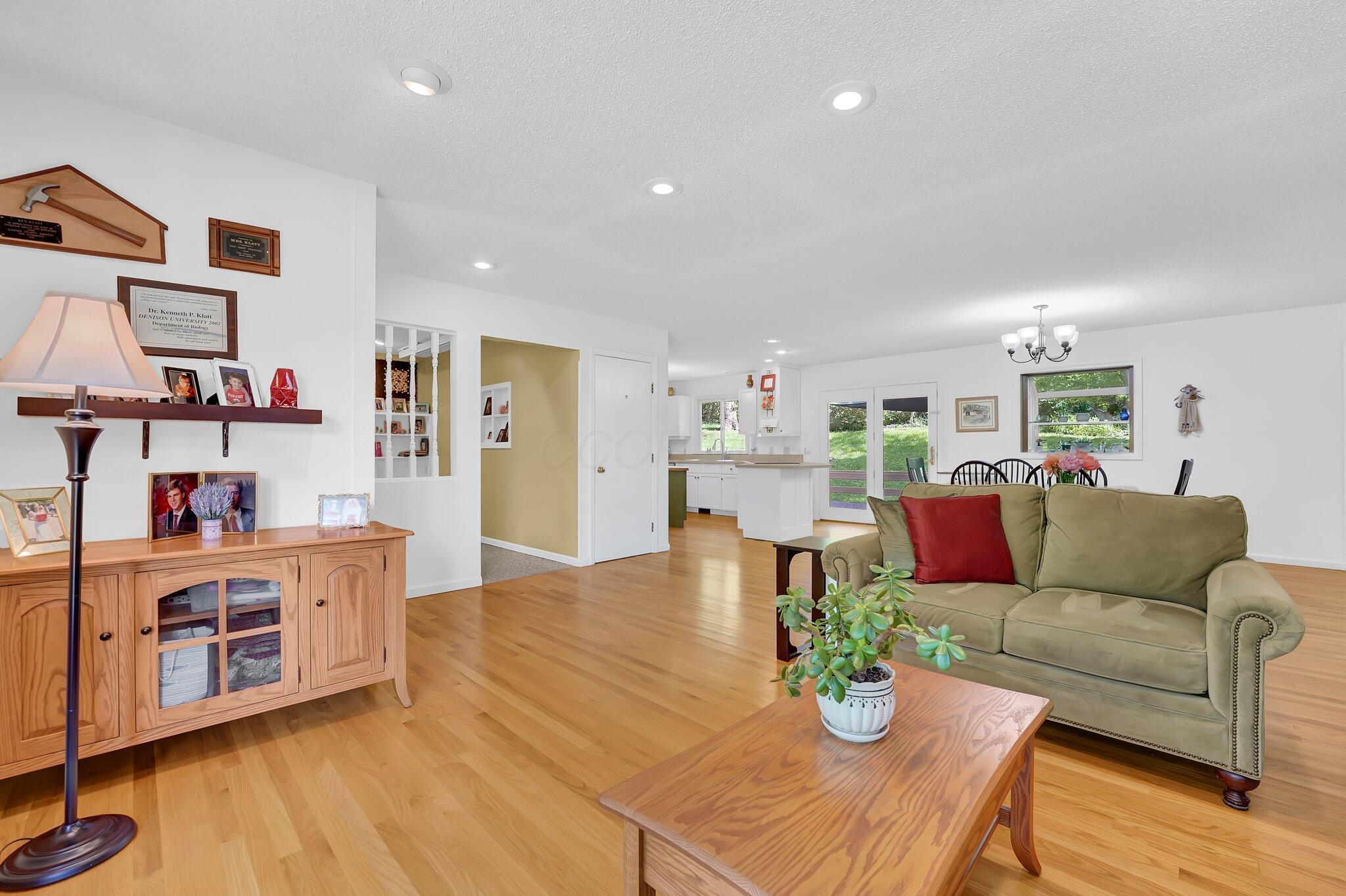 58 Rose Drive, Granville, Ohio image 3