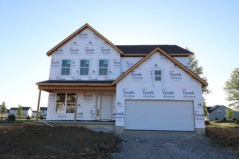 Photo of 467 Zelkova Lane, Lewis Center, OH 43035 (MLS # 226015870)