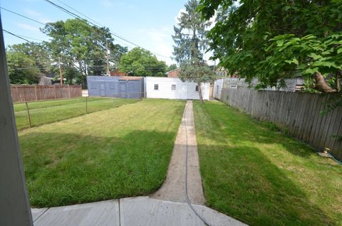 Tiny photo for 1368 Neil Avenue, Columbus, OH 43201 (MLS # 226025528)