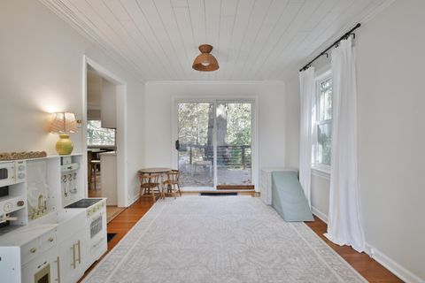 Tiny photo for 272 Colonial Avenue, Worthington, OH 43085 (MLS # 225041847)