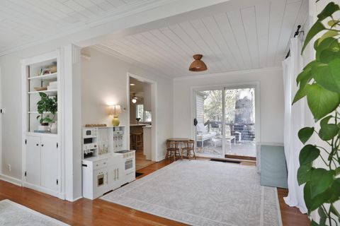 Tiny photo for 272 Colonial Avenue, Worthington, OH 43085 (MLS # 225041847)