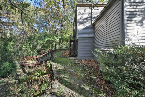 Tiny photo for 272 Colonial Avenue, Worthington, OH 43085 (MLS # 225041847)