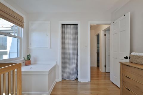 Tiny photo for 272 Colonial Avenue, Worthington, OH 43085 (MLS # 225041847)