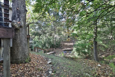 Tiny photo for 272 Colonial Avenue, Worthington, OH 43085 (MLS # 225041847)