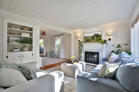 Tiny photo for 272 Colonial Avenue, Worthington, OH 43085 (MLS # 225041847)