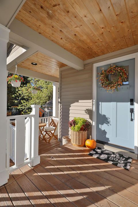 Tiny photo for 272 Colonial Avenue, Worthington, OH 43085 (MLS # 225041847)