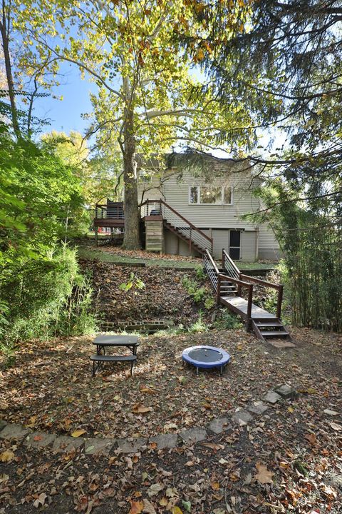 Tiny photo for 272 Colonial Avenue, Worthington, OH 43085 (MLS # 225041847)