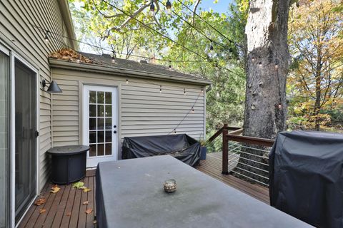 Tiny photo for 272 Colonial Avenue, Worthington, OH 43085 (MLS # 225041847)