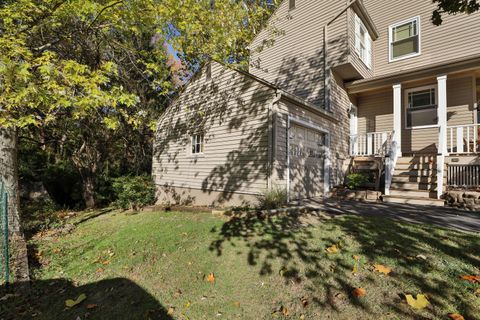 Tiny photo for 272 Colonial Avenue, Worthington, OH 43085 (MLS # 225041847)