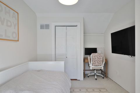 Tiny photo for 272 Colonial Avenue, Worthington, OH 43085 (MLS # 225041847)