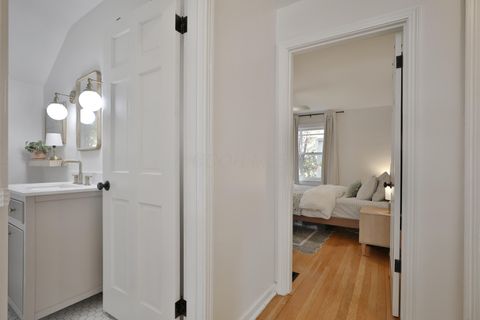 Tiny photo for 272 Colonial Avenue, Worthington, OH 43085 (MLS # 225041847)