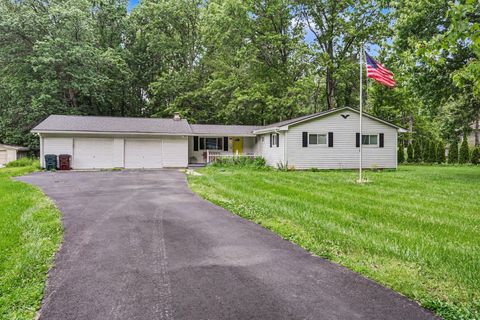 Homes For Sale - 4905 Babbitt Road<br/> New Albany, OH 43054