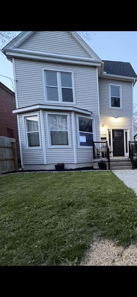Photo of 1284 E Mound Street, Columbus, OH 43205 (MLS # 226022328)
