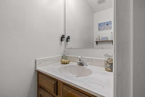 Tiny photo for 3079 Pittston Court, Columbus, OH 43231 (MLS # 226021168)