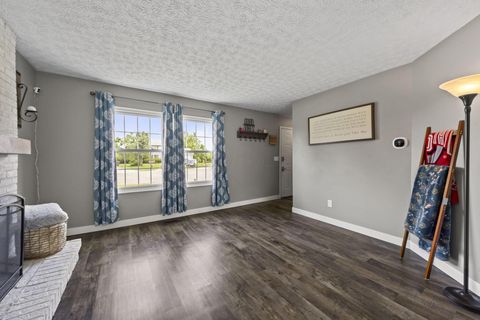 Tiny photo for 3079 Pittston Court, Columbus, OH 43231 (MLS # 226021168)