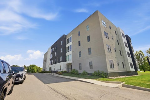 Tiny photo for 5233 Highpointe Lakes Drive 202 #202, Westerville, OH 43081 (MLS # 226036707)