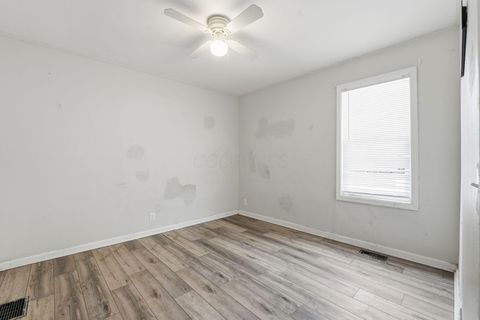 Tiny photo for 594 Whitethorne Avenue, Columbus, OH 43223 (MLS # 225044759)