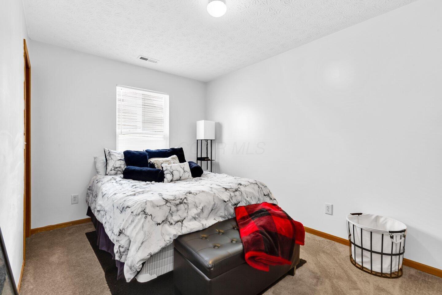 2675 Edencreek Lane, Columbus, Ohio image 16