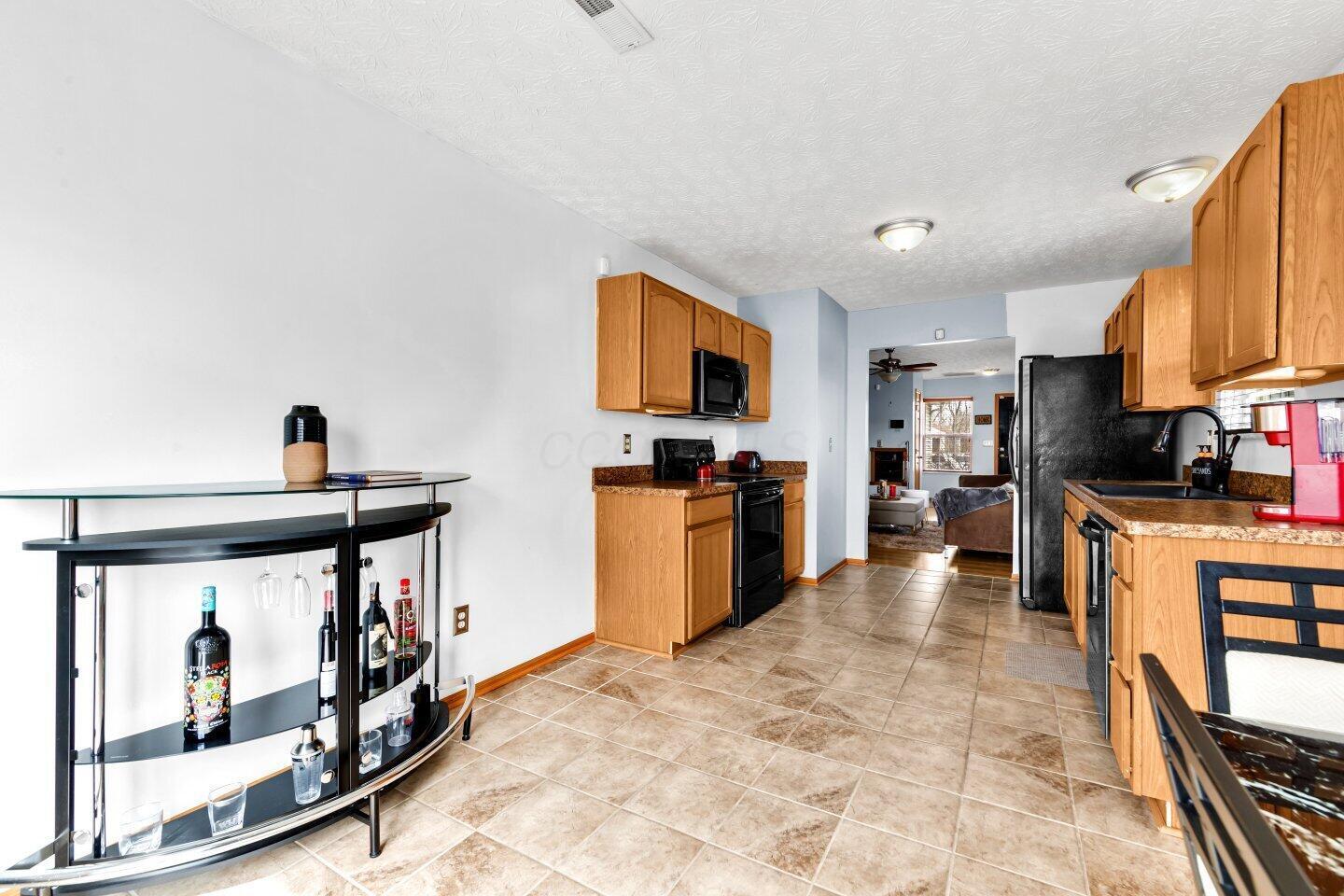 2675 Edencreek Lane, Columbus, Ohio image 15