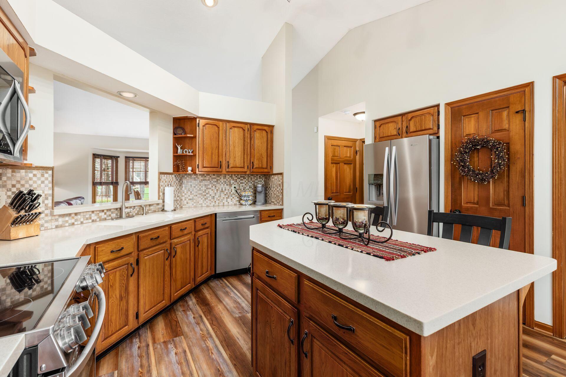 5664 Maplewood Court, Lewis Center, Ohio image 18