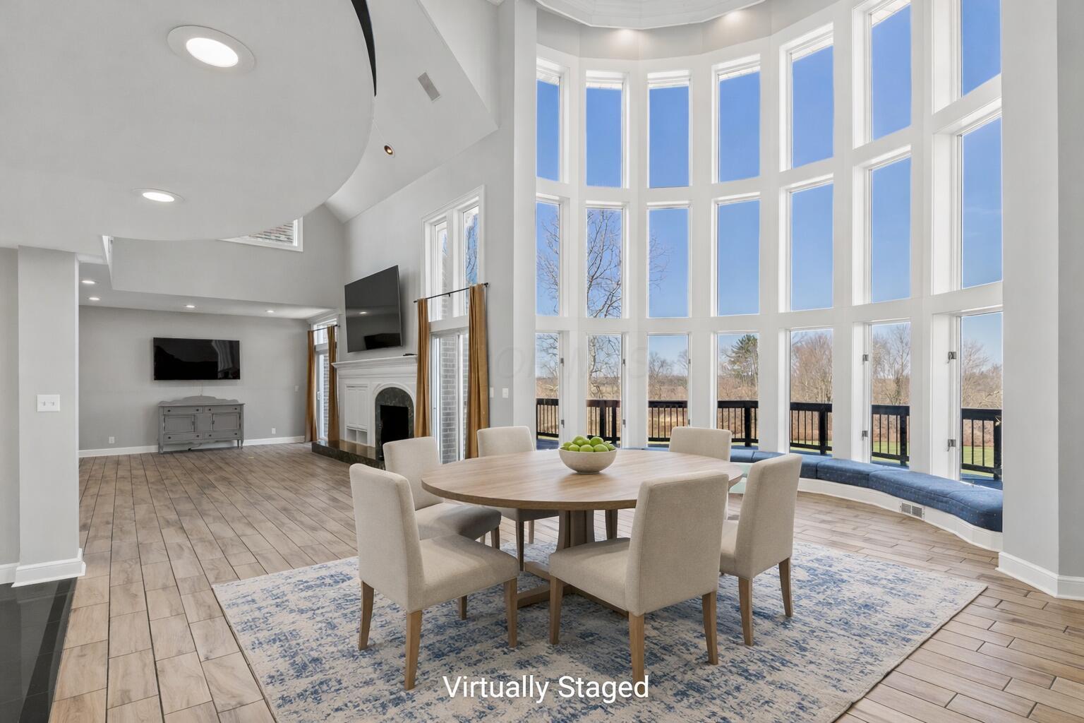 Sunbury, Ohio, 43074, United States, 4 Bedrooms Bedrooms, ,7 BathroomsBathrooms,Residential,Active,2043809