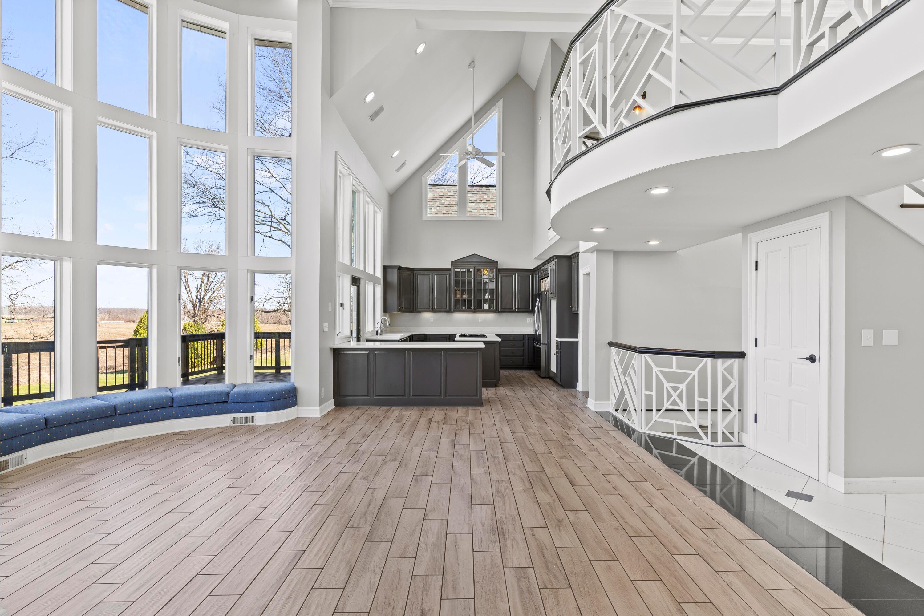 Sunbury, Ohio, 43074, United States, 4 Bedrooms Bedrooms, ,7 BathroomsBathrooms,Residential,Active,2043809