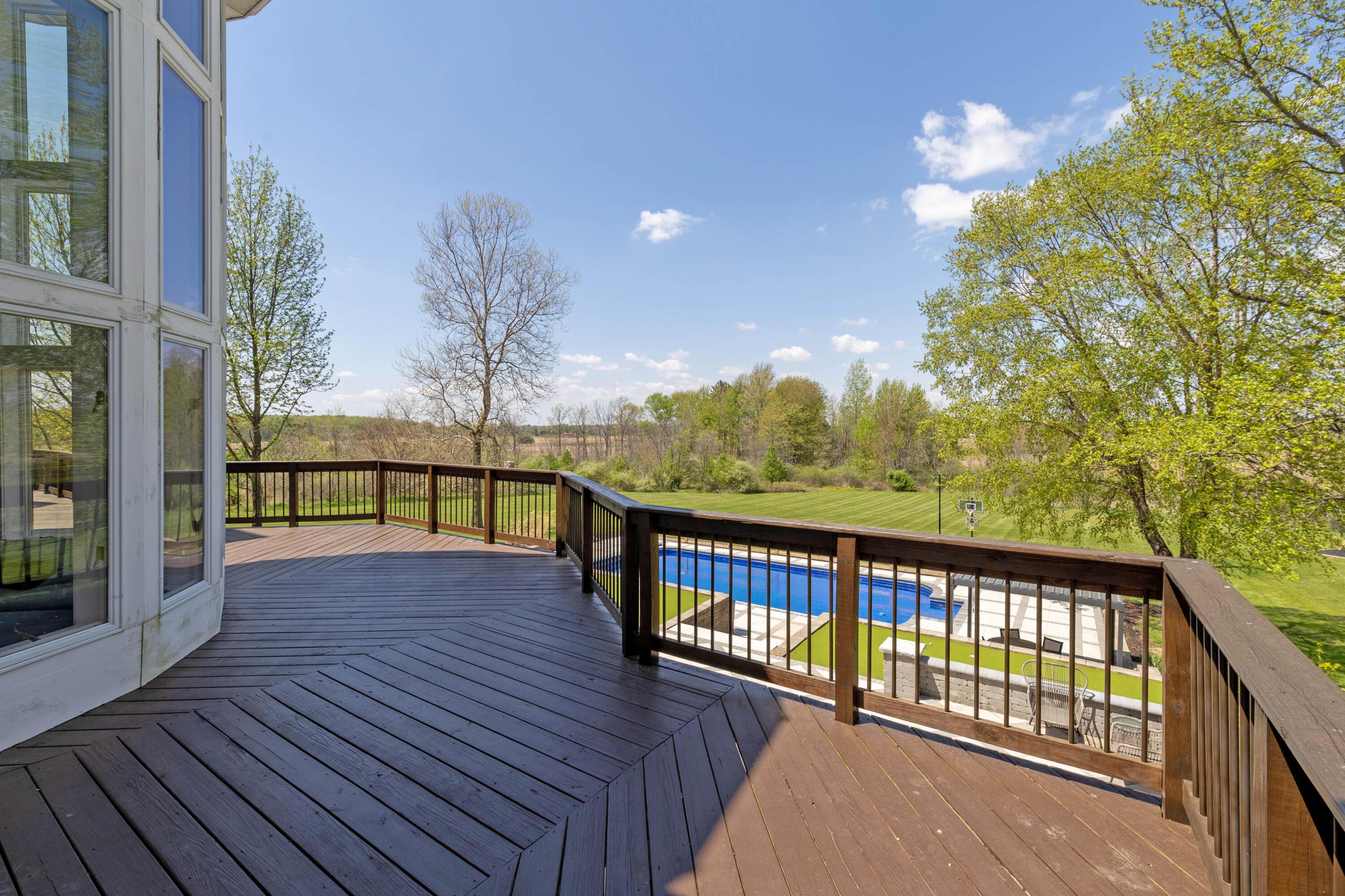 Sunbury, Ohio, 43074, United States, 4 Bedrooms Bedrooms, ,7 BathroomsBathrooms,Residential,Active,2043809