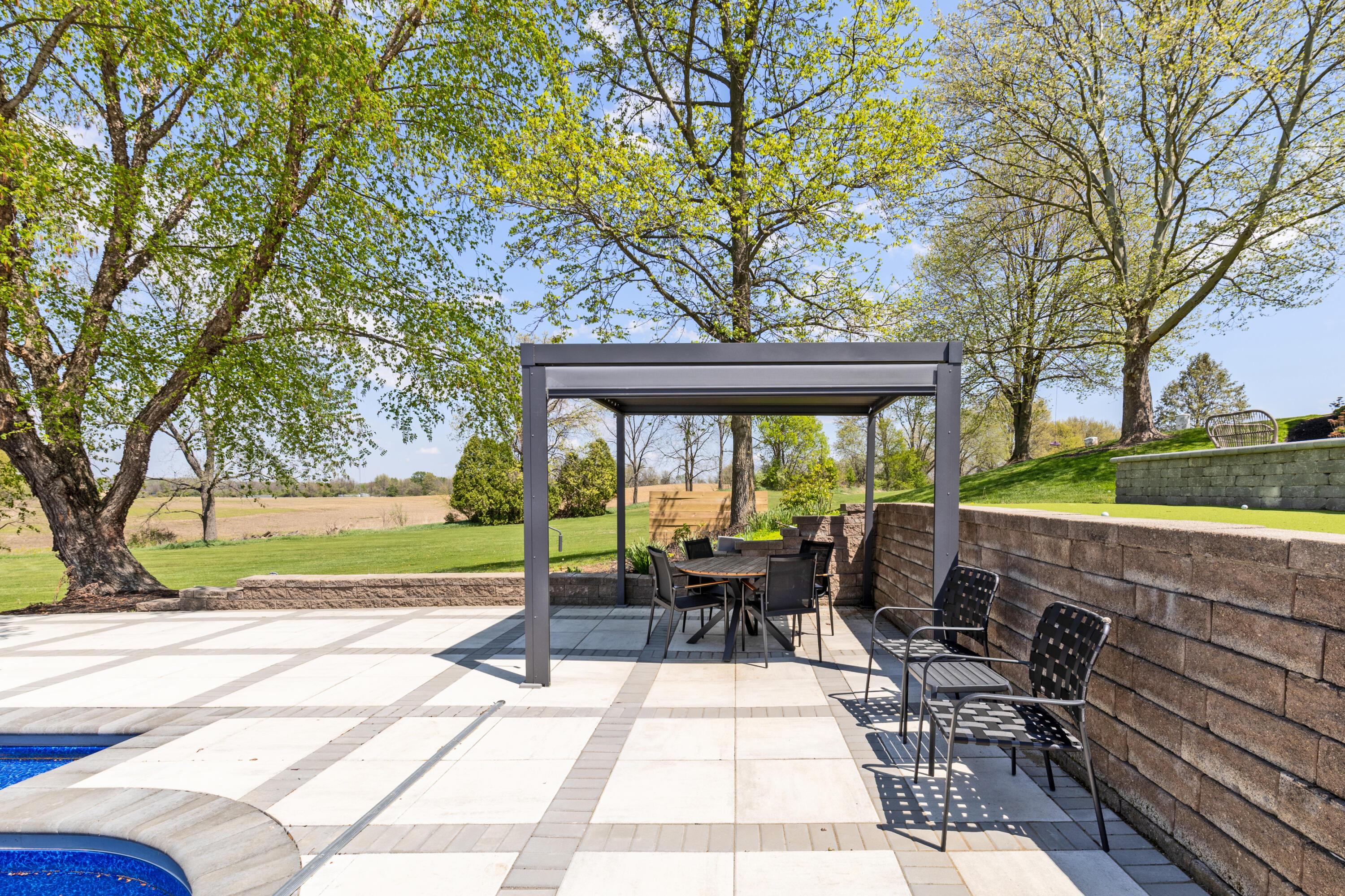 Sunbury, Ohio, 43074, United States, 4 Bedrooms Bedrooms, ,7 BathroomsBathrooms,Residential,Active,2043809