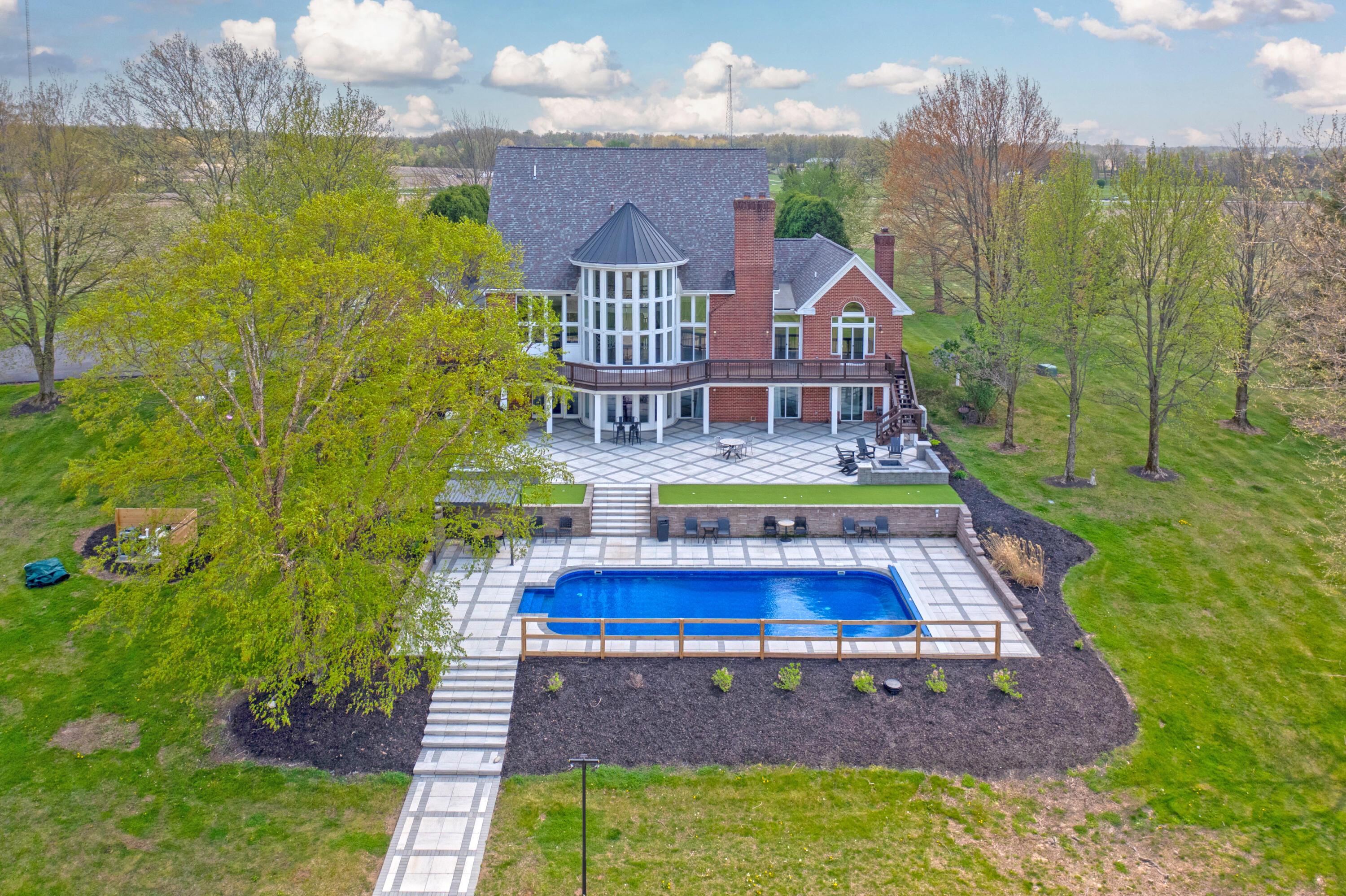 Sunbury, Ohio, 43074, United States, 4 Bedrooms Bedrooms, ,7 BathroomsBathrooms,Residential,Active,2043809