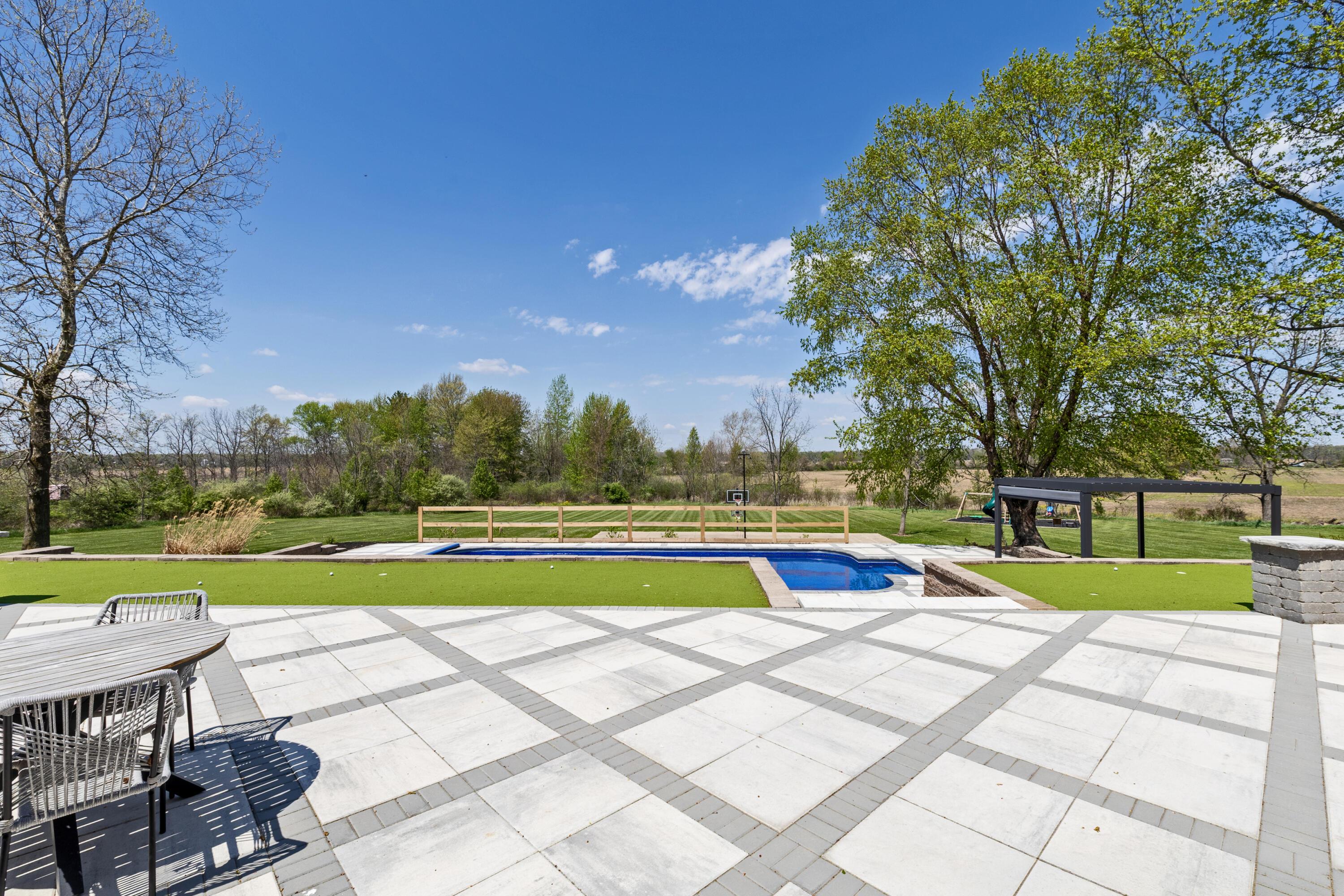 Sunbury, Ohio, 43074, United States, 4 Bedrooms Bedrooms, ,7 BathroomsBathrooms,Residential,Active,2043809