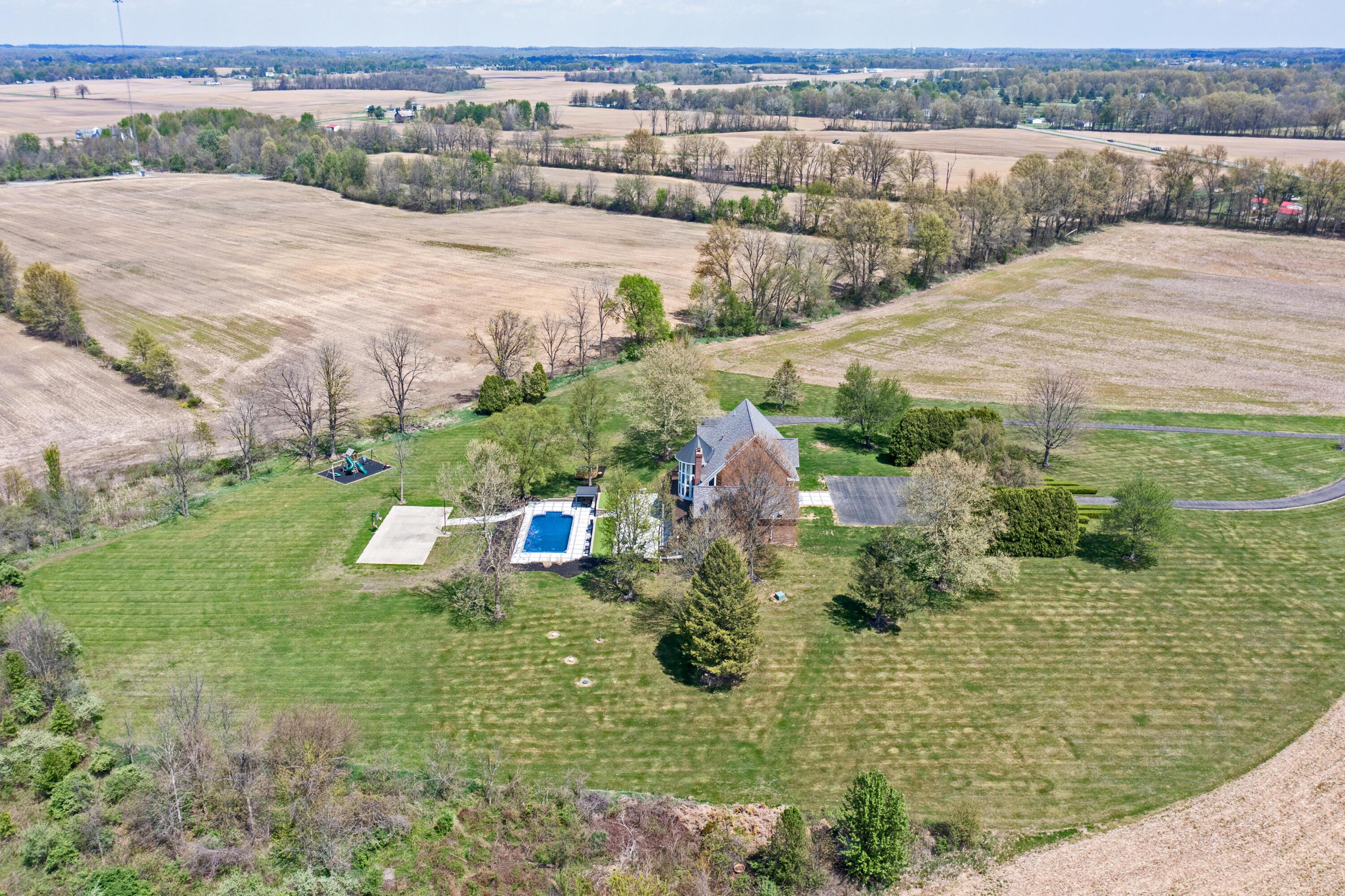 Sunbury, Ohio, 43074, United States, 4 Bedrooms Bedrooms, ,7 BathroomsBathrooms,Residential,Active,2043809
