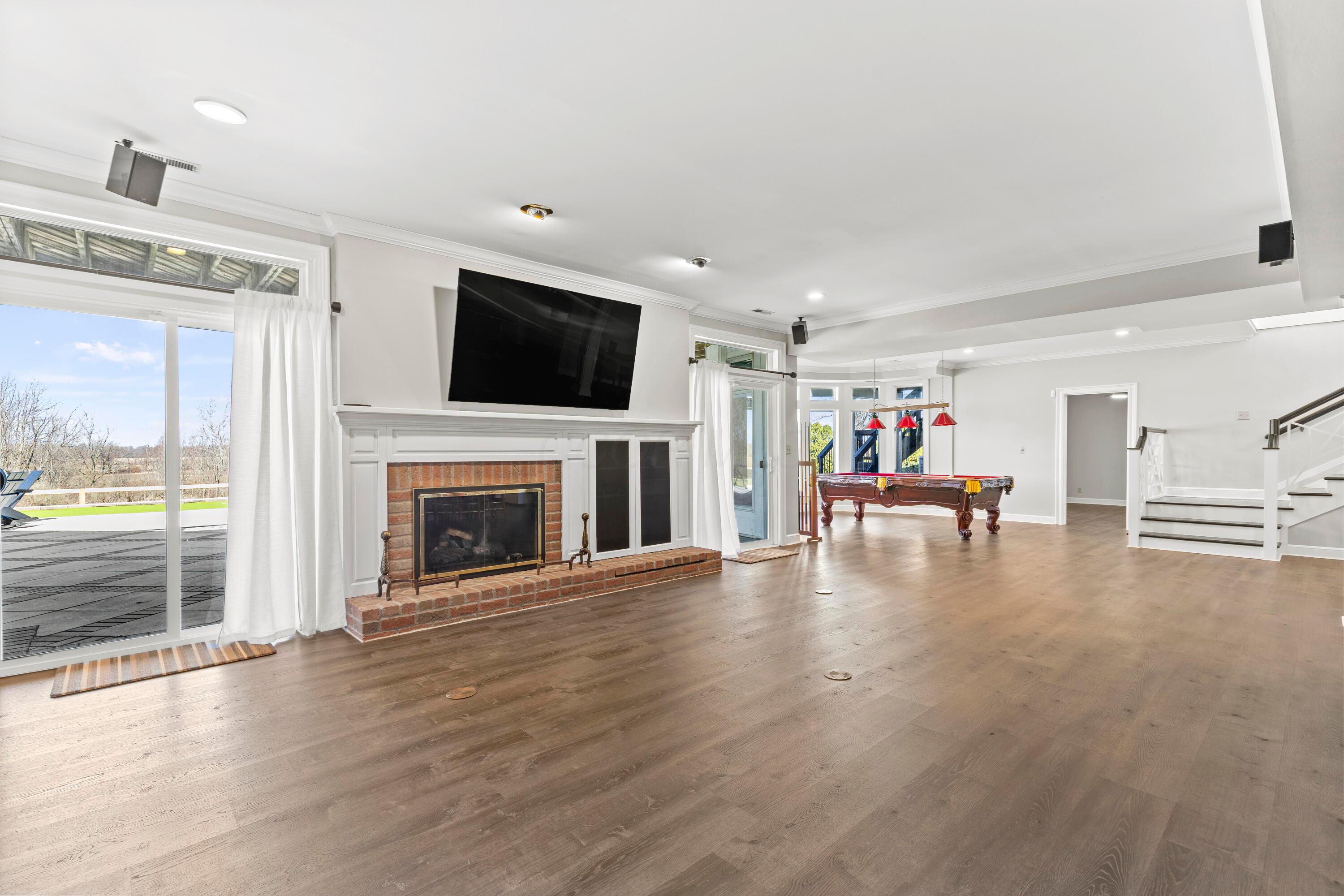 Sunbury, Ohio, 43074, United States, 4 Bedrooms Bedrooms, ,7 BathroomsBathrooms,Residential,Active,2043809