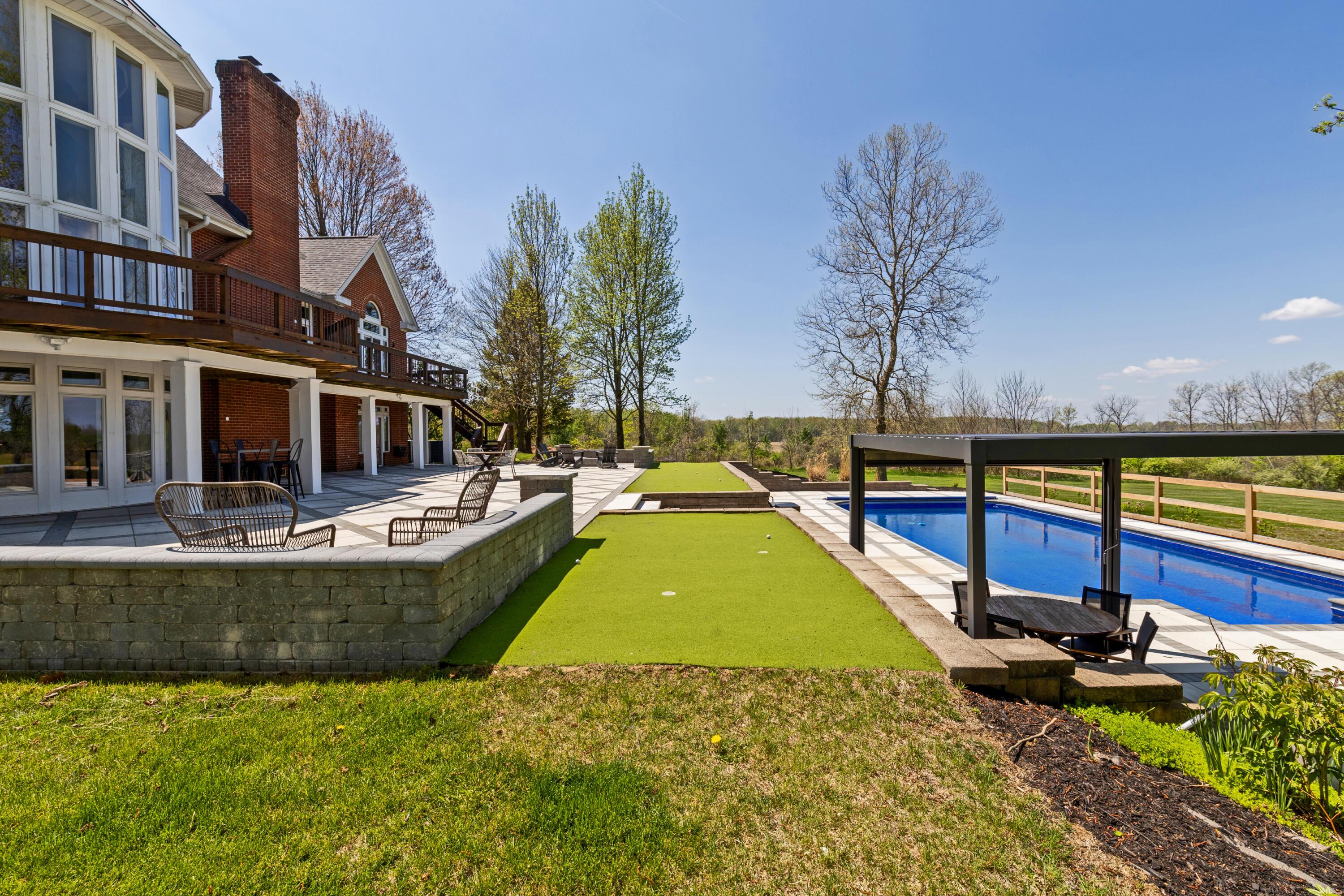 Sunbury, Ohio, 43074, United States, 4 Bedrooms Bedrooms, ,7 BathroomsBathrooms,Residential,Active,2043809