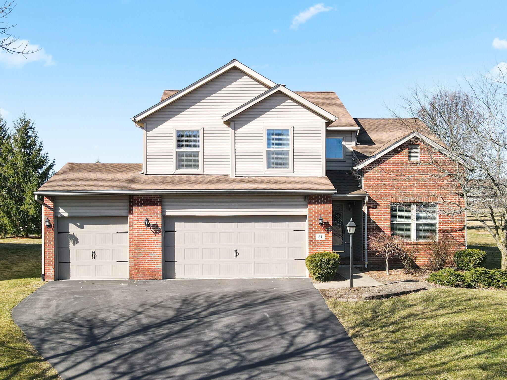 64 Dellenbaugh Loop, Pataskala, Ohio image 2