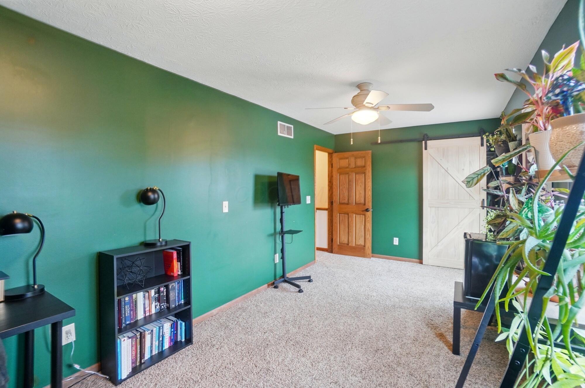 1407 Valley Drive, Marysville, Ohio image 42